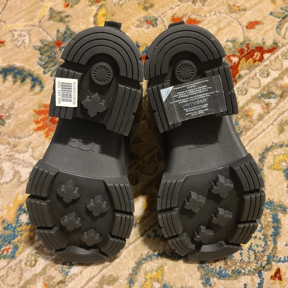 UGG Brooklyn Sunburst - Picture 8 of 9